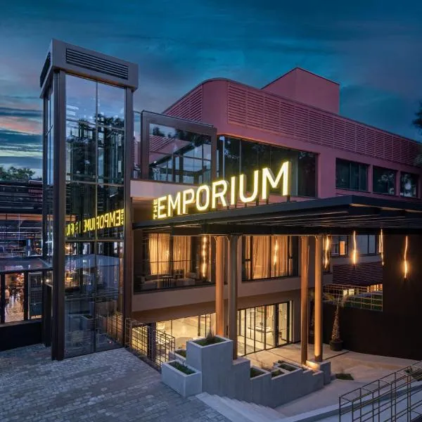 The Emporium Plovdiv - MGALLERY Best Luxury Modern Hotel 2023, hotel v destinaci Brestnik