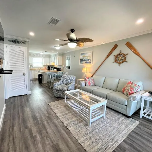LIVE ON ISLAND TIME! GREAT GULF SHORES BEACH CONDO, VERY NICE、ガルフ・ショアーズのホテル