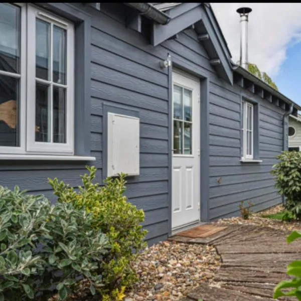 Filey Bay Beach House Step Free Accommodation The Bay Filey with ev car point, ξενοδοχείο σε Filey