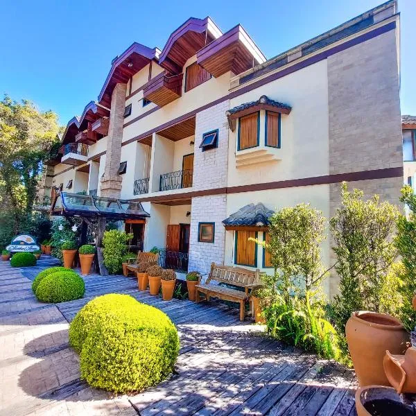 Pousada Victoria Villa By Nacional Inn - A 800 metros da Vila Capivari, hotel in Campos do Jordão