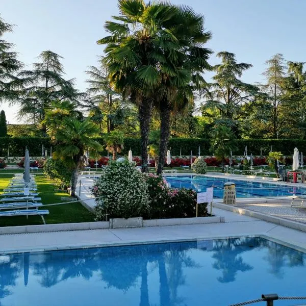 포르미지네에 위치한 호텔 베스트 웨스턴 플러스 호텔 모데나 리조트(Best Western Plus Hotel Modena Resort)