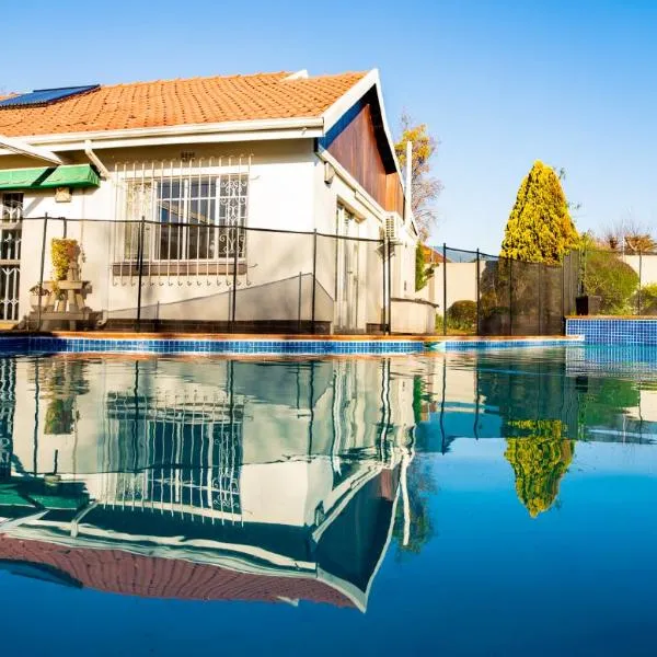 17 on 13th, hotel v destinaci Edenvale