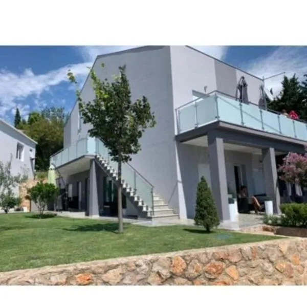 Apartmani Deluxe, hotel v destinaci Jasenice
