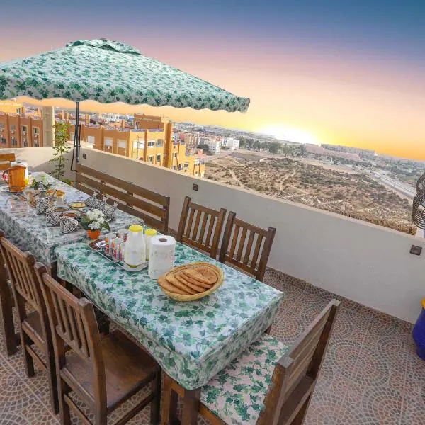 The Rina Hostel, hotel en Agadir