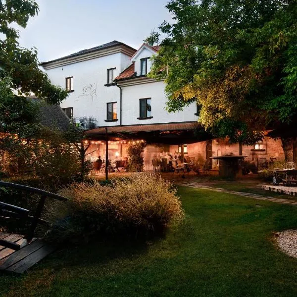 Villa Daniela, hotel ve Valticích