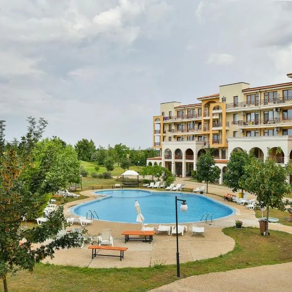 Lighthouse Golf Apart Complex&Villas, viešbutis mieste Balčikas