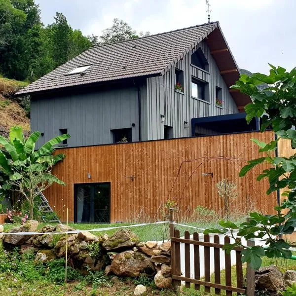 Le Chalet de Pyrène et Hercule، فندق في Arignac