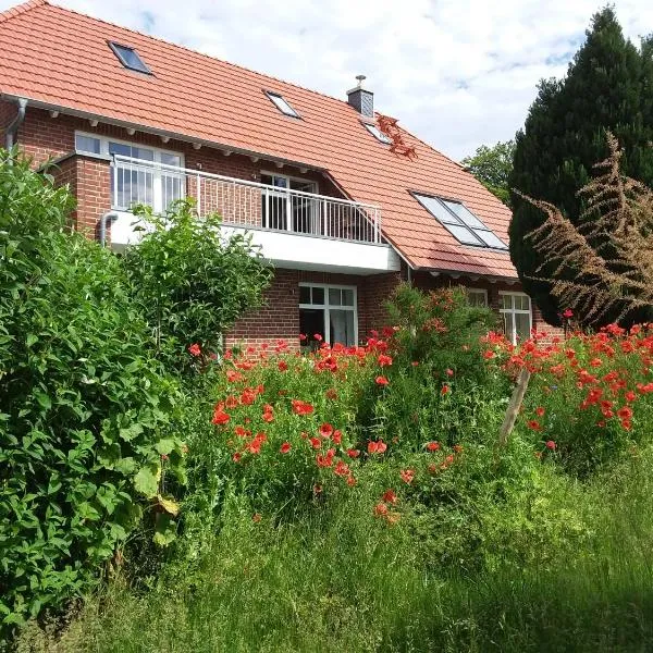 Haus Rosengarten- Ruhige Ferienwohnungen im Grünen, ξενοδοχείο σε Sehlen