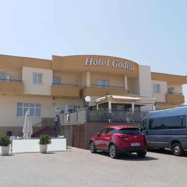 Viesnīca Hotel godisa pilsētā Belvis