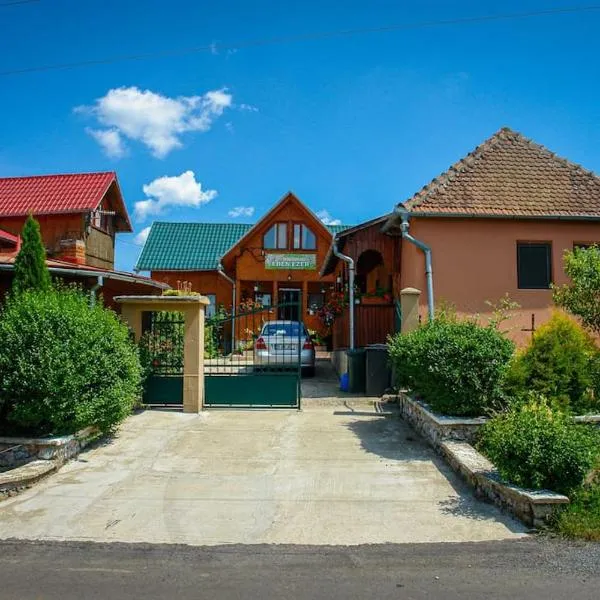 Cheerful 5-bedroom house close to Baile Felix 19km, hotel v destinaci Oradea