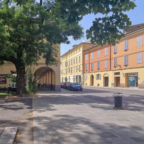 Alle Porte Del Centro - Guest House - Reggio Emilia - Ingresso Centro Storico - Parcheggio Gratuito, hotel in Reggio Emilia