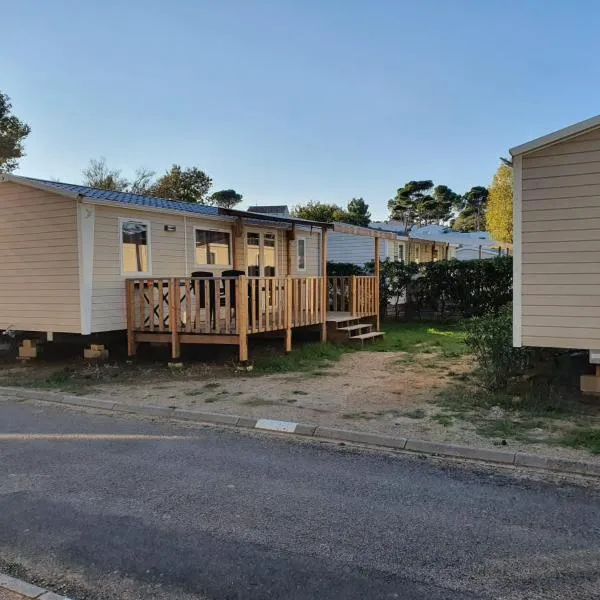 Mobil-home Clim, TV - Camping Narbonne-Plage 4 étoiles - MH-A015, hotel in Narbonne-Plage