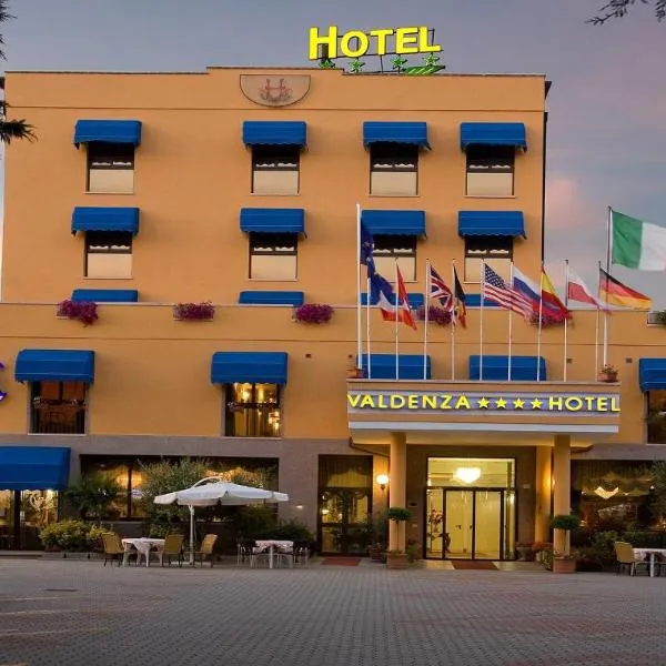 Valdenza Hotel, hotel Campeginében