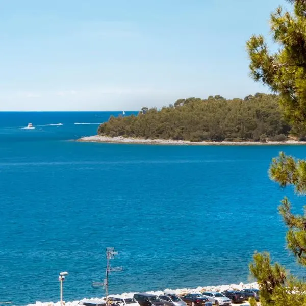 Luna Tsuki Six, hotel i Rovinj