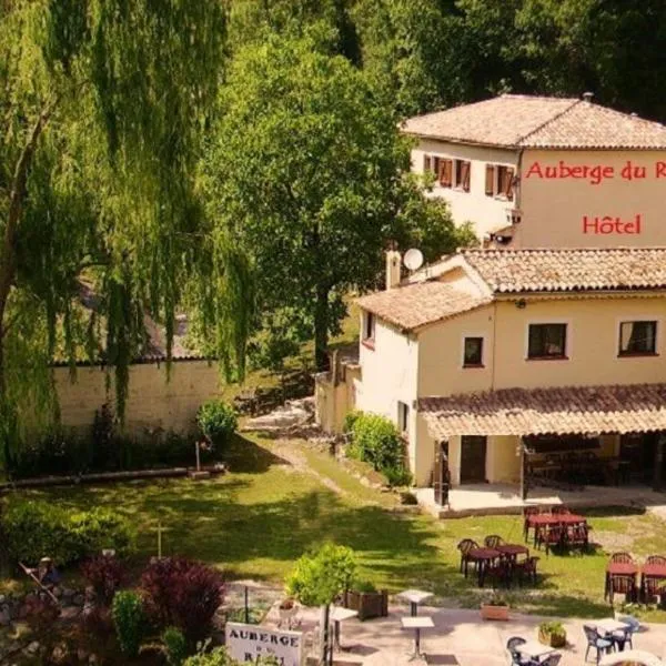 Auberge Du Riou, hotel v destinaci Puget-Rostang