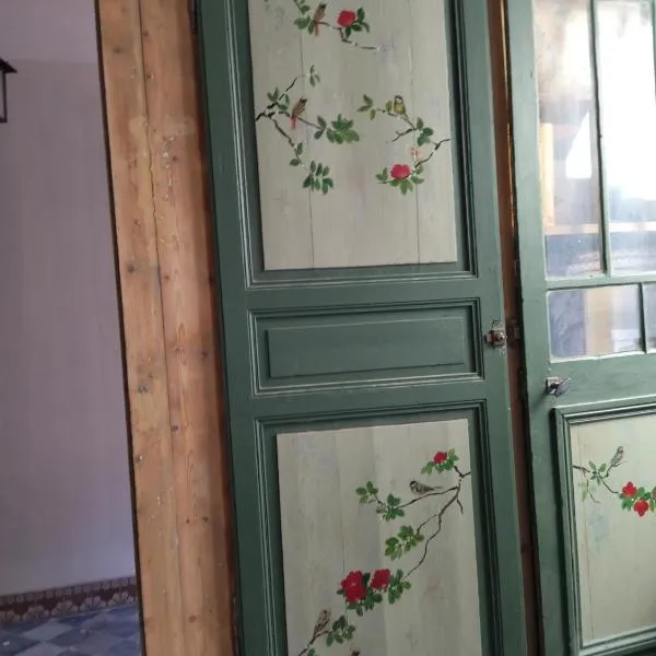 chambres d'hôtes Le Carillon, khách sạn ở Bergues