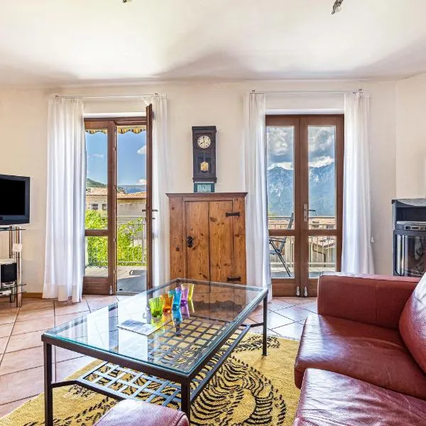 Appartment Capri, hotel v destinaci Tignale