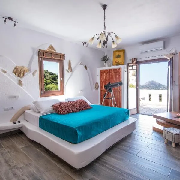 ELaiolithos Luxury Retreat Hotel & Suites - Adults Only, hotel in Moutsouna Naxos