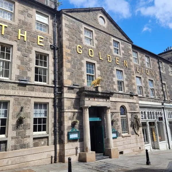 Golden Lion Hotel, hotel in Tullibody