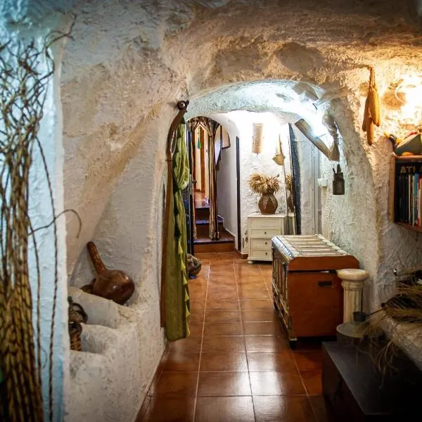 Casa Cueva Alegría, hotel en Valdeganga