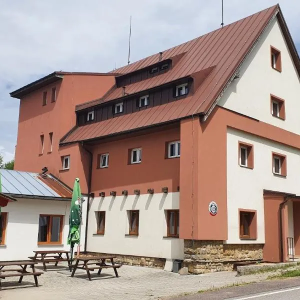 Chata Na Čiháku, hotel in Klášterec nad Orlicí