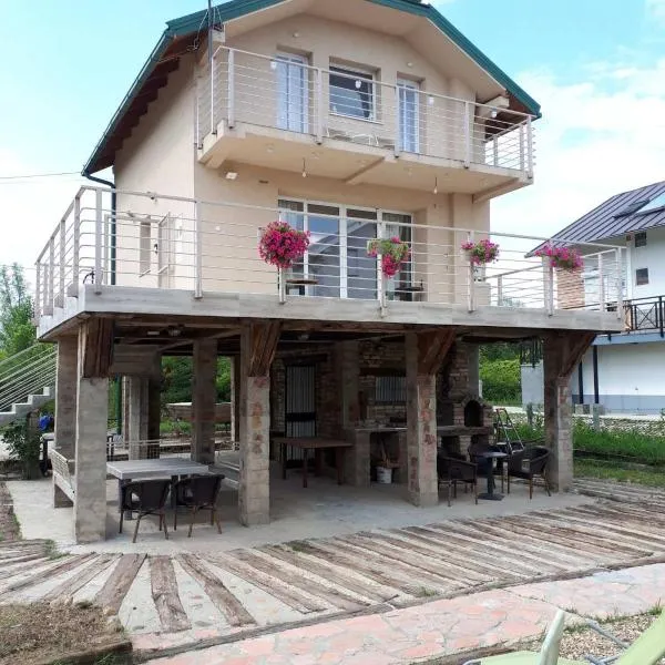 River Casa, hotel v destinaci Ledine