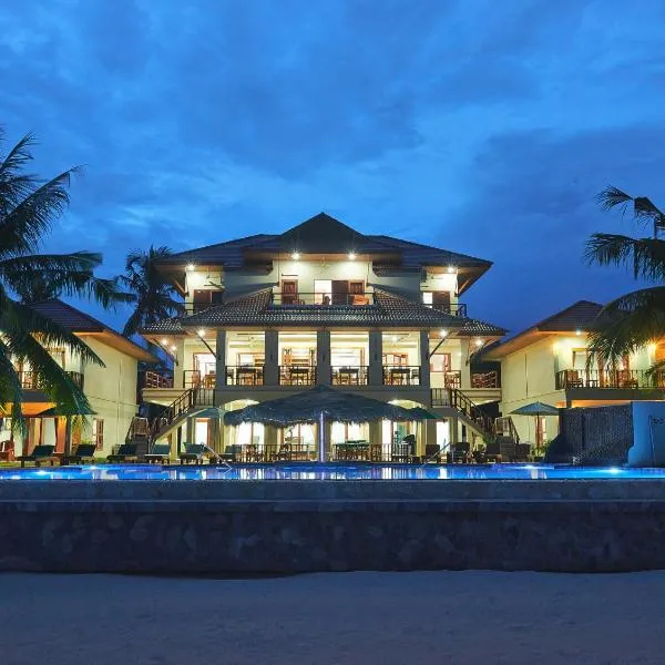 Sara Beachfront Boutique Resort โรงแรมในปะทิว