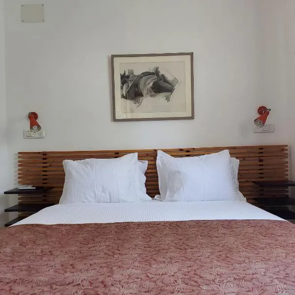 Maple's Place - אירוח מייפל, hotel di Rosh Pinna