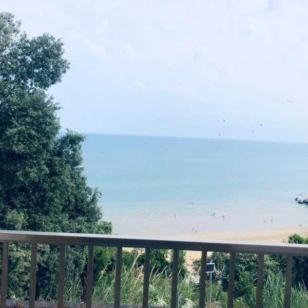 Le 5 Residence, hotel in Rodi Garganico