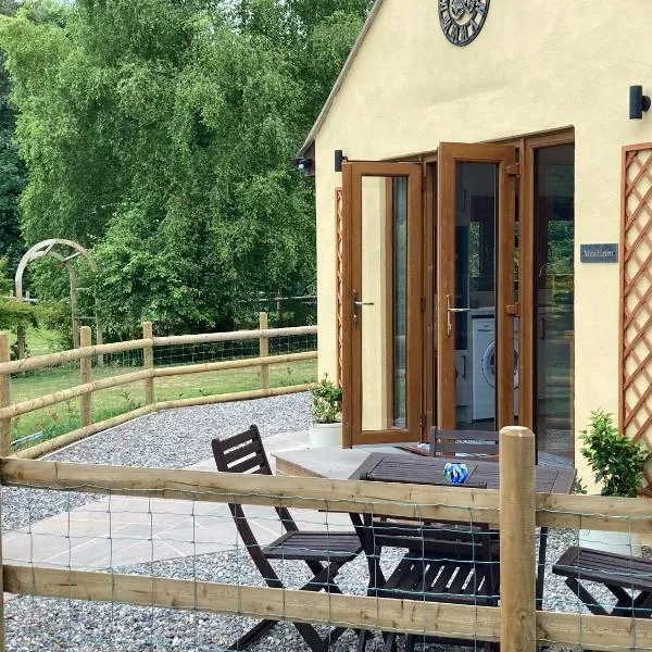 오스웨스트리에 위치한 호텔 1 bedroomed Detached holiday retreat Pant