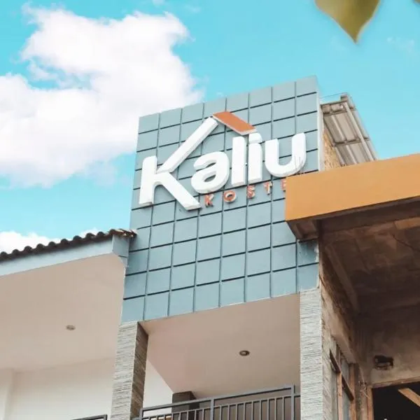 Hotel Kaliu, хотел в Пачитан