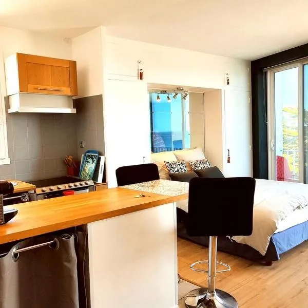 Loueurdappart - Studio Cosy, Très jolie Vue Mer, Tout à pied à la Baule, hôtel à La Baule