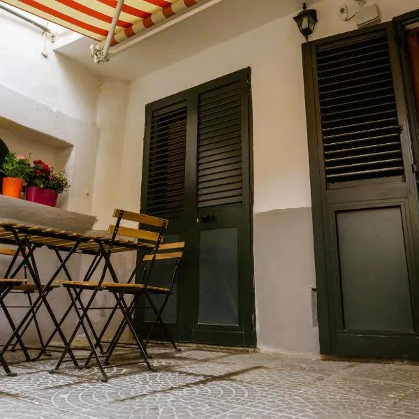 Sweet House, hotel in Nocera Inferiore