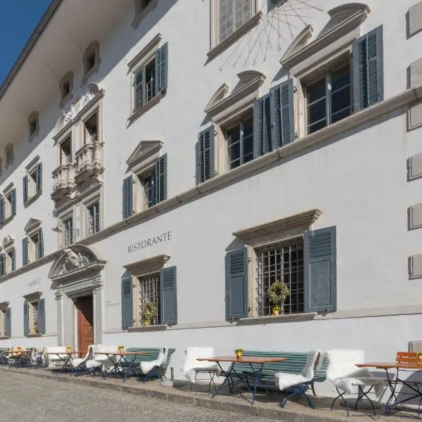 Hotel Palazzo Salis, hotel en Soglio