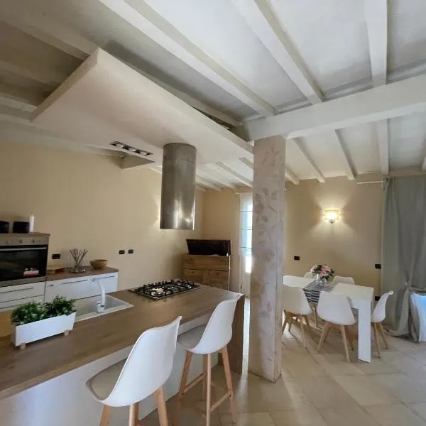 Casa vacanze in versilia, hotel u gradu Pjetrasanta