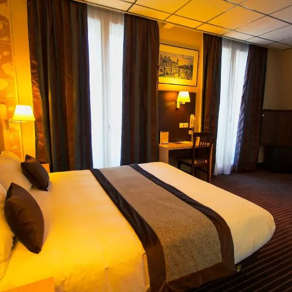 Hôtel Des Trois Gares, hotel a París