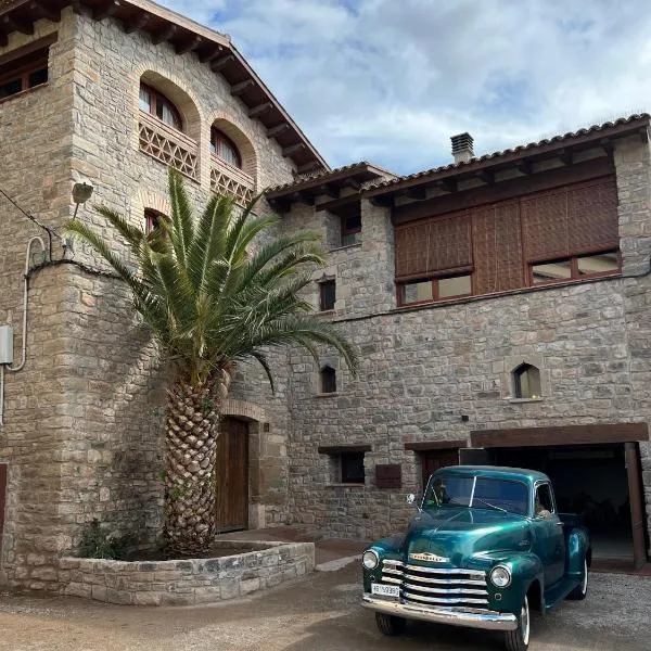 Ca La Gràcia, hotel in Sant Fruitos de Bages