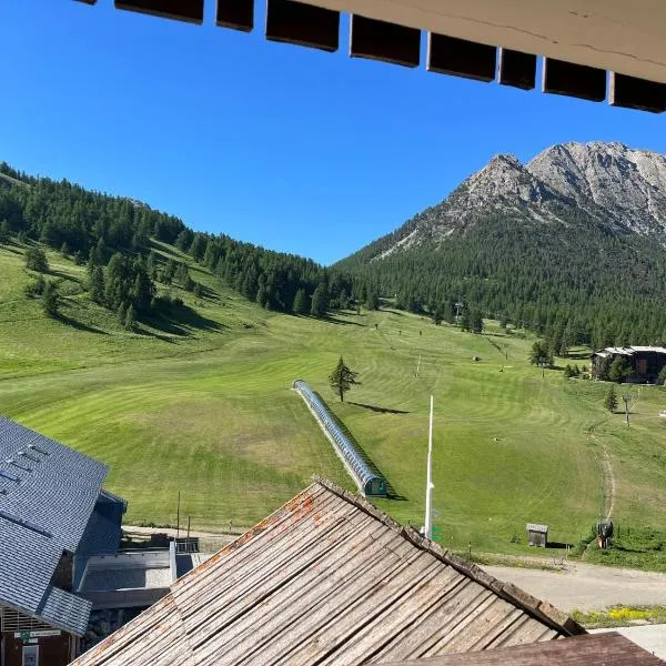 FRONT DE NEIGE MONTGENEVRE, hotel v destinácii Montgenèvre