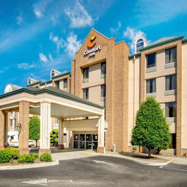 Comfort Inn Airport, hotel v destinaci Roanoke