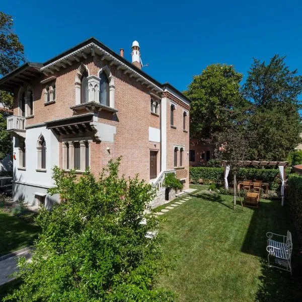 Villa Gallo 1915, luxurious villa with garden and SPA, hotel v Benátkách – Lido