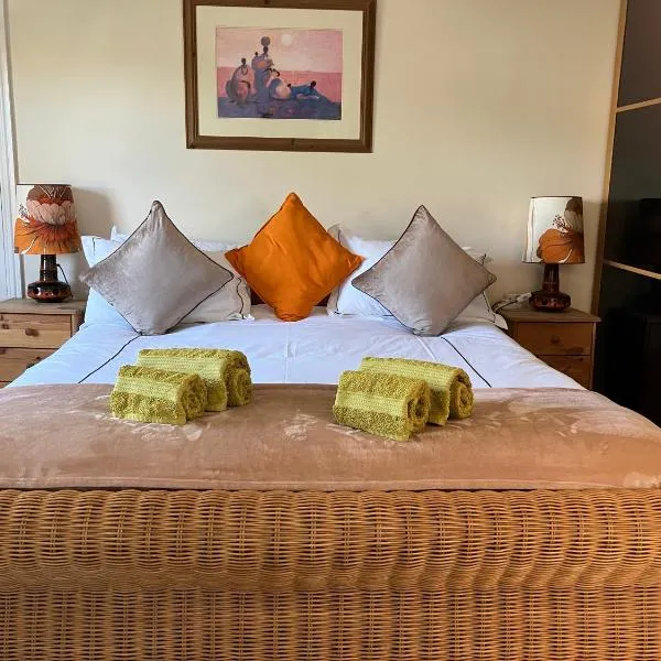 Hygge Somerset, hotel in Street