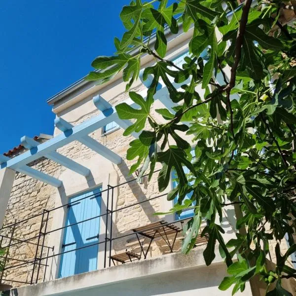 Casa Bella - Istrian Stone House, hotel en Mutvoran