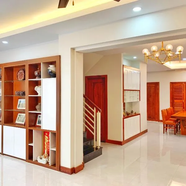 My Key Premier Palace Private Villa, hotel v Siem Reap