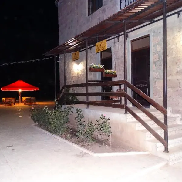 Village Jazz, hotel v destinaci Chimankend