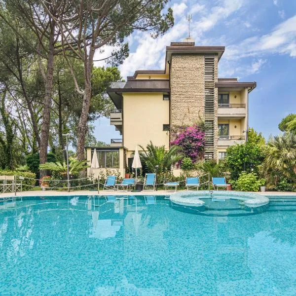 Hotel Nedy, hotel in Marina di Massa