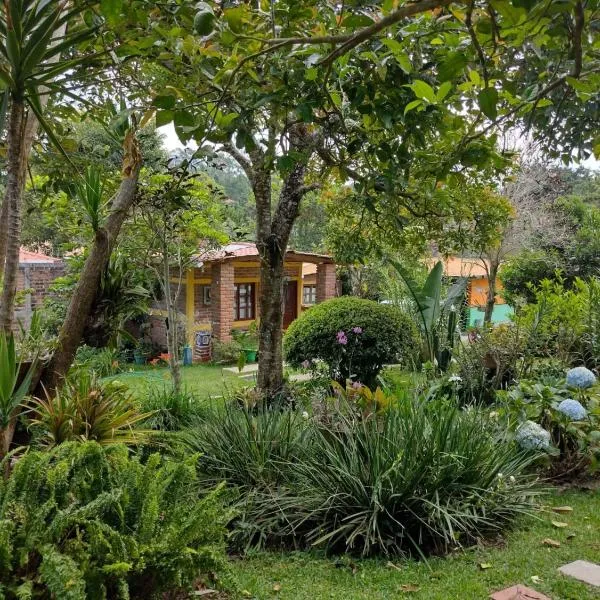 HOSTAL CABAÑAS AVE MARIA, hotel u gradu Ahuachapán