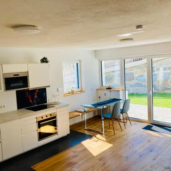 Ferienwohnung Kerschbaumer, hotel v destinaci Gries am Brenner