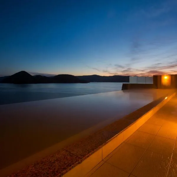 ์๋ถํ์ ์์นํ ํธํ
๋ ์ดํฌ ๋ทฐ ํ ์ผ ๋
ธ๋
ธ์นด์ ๋ฆฌ์กฐํธ(The Lake View Toya Nonokaze Resort)