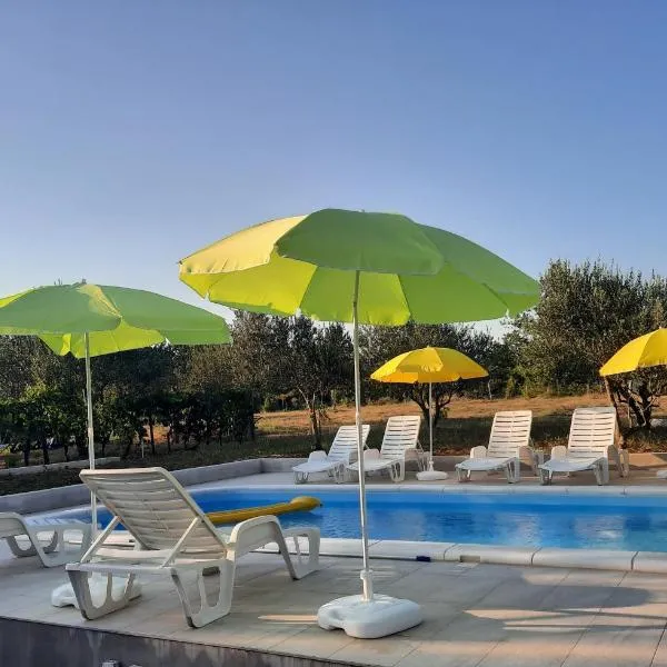 Vila s bazenom Anastazija, hotel di Poljica