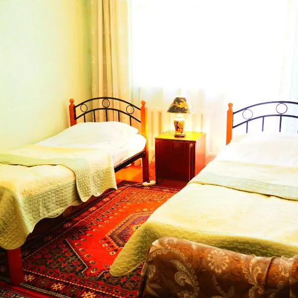 Baktygul guesthouse, готель у місті Naryn